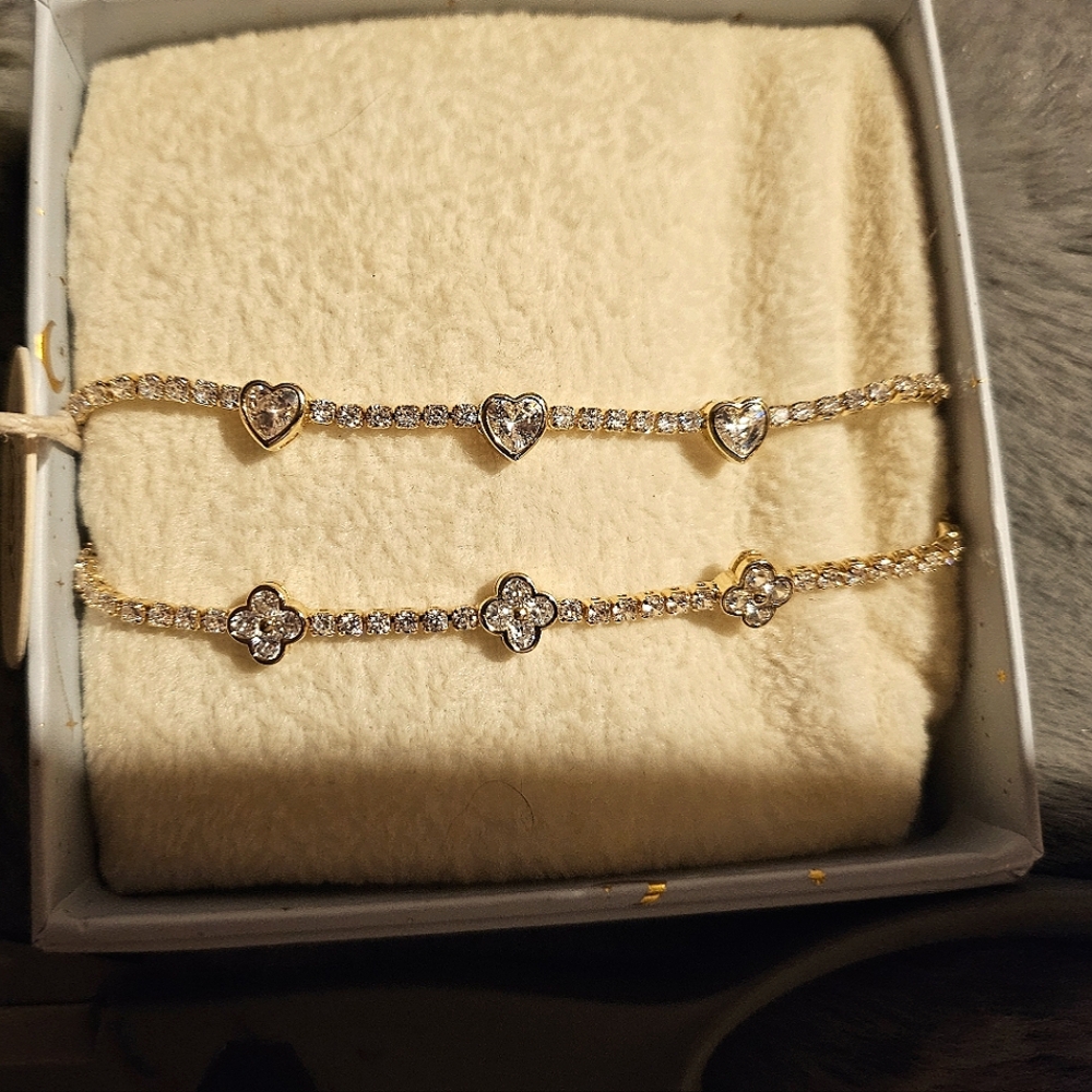 NEW~~Set of 2 Rare EDITION EYECANDY * luxury class adjustable wrist braclets!!!